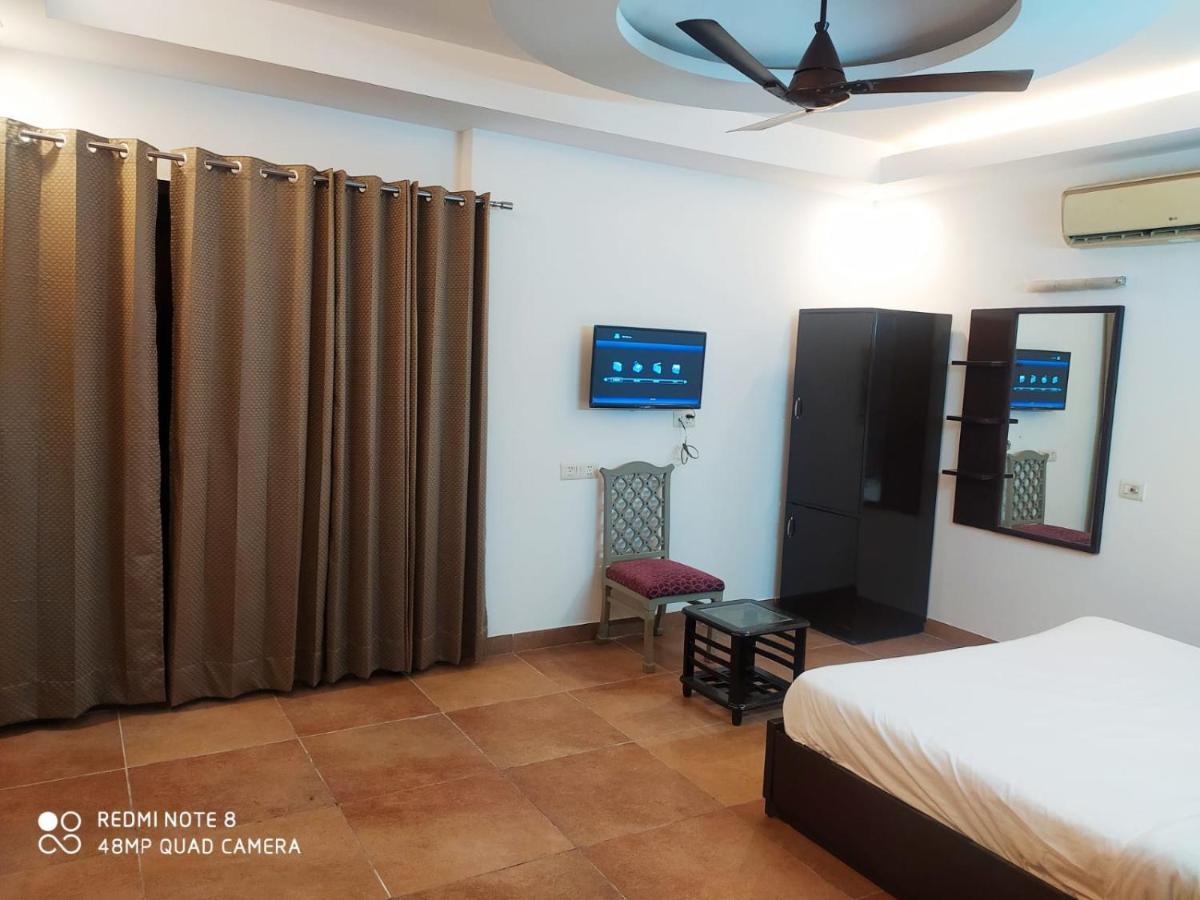 Hotel Delhi Airport Plaza Igi Airport นิวเดลี ภายนอก รูปภาพ
