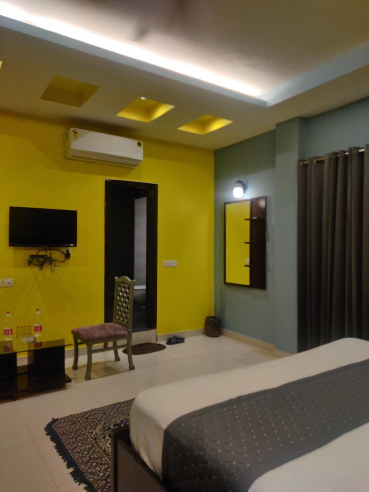 Hotel Delhi Airport Plaza Igi Airport นิวเดลี ภายนอก รูปภาพ